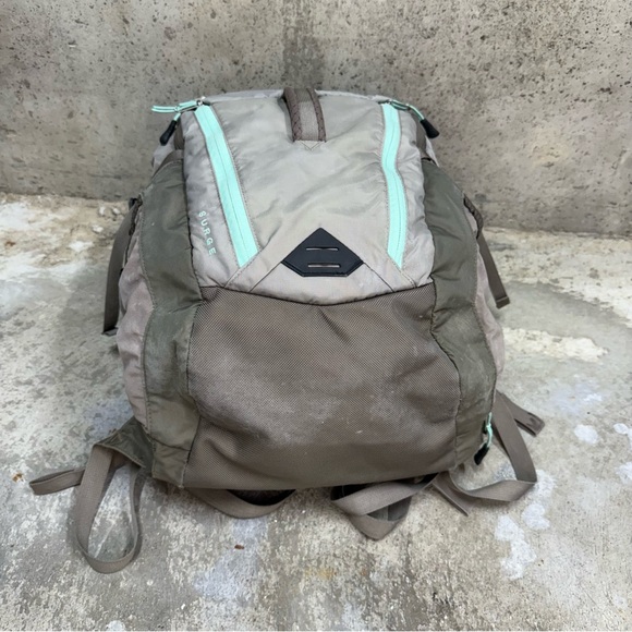 The North Face Surge FlexVent Backpack Laptop Travel Bag - Picture 10 of 11